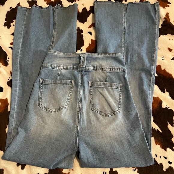 Seamed Flare Jeans - Picture 5 of 6